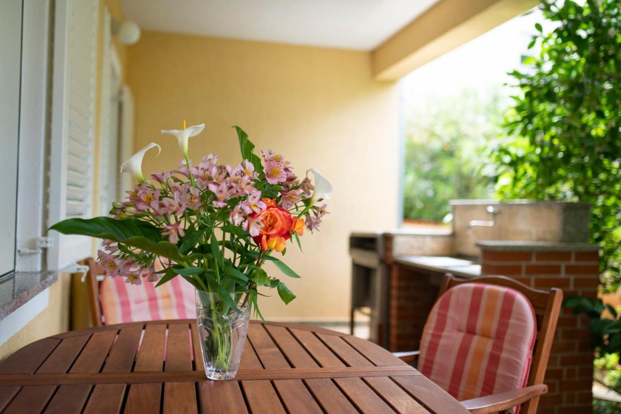 Apartment Nina Rovinj Exterior photo